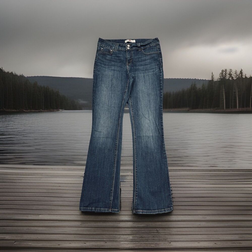 Levis 526 Slender Bootcut Jeans 8 (30x31) Dark Wash Blue Denim Stretch Womens
